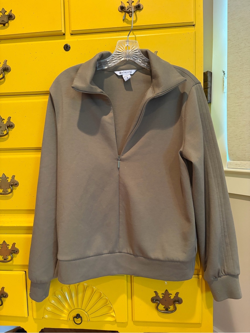 Athleta Army Green Half-Zip Pullover — Small